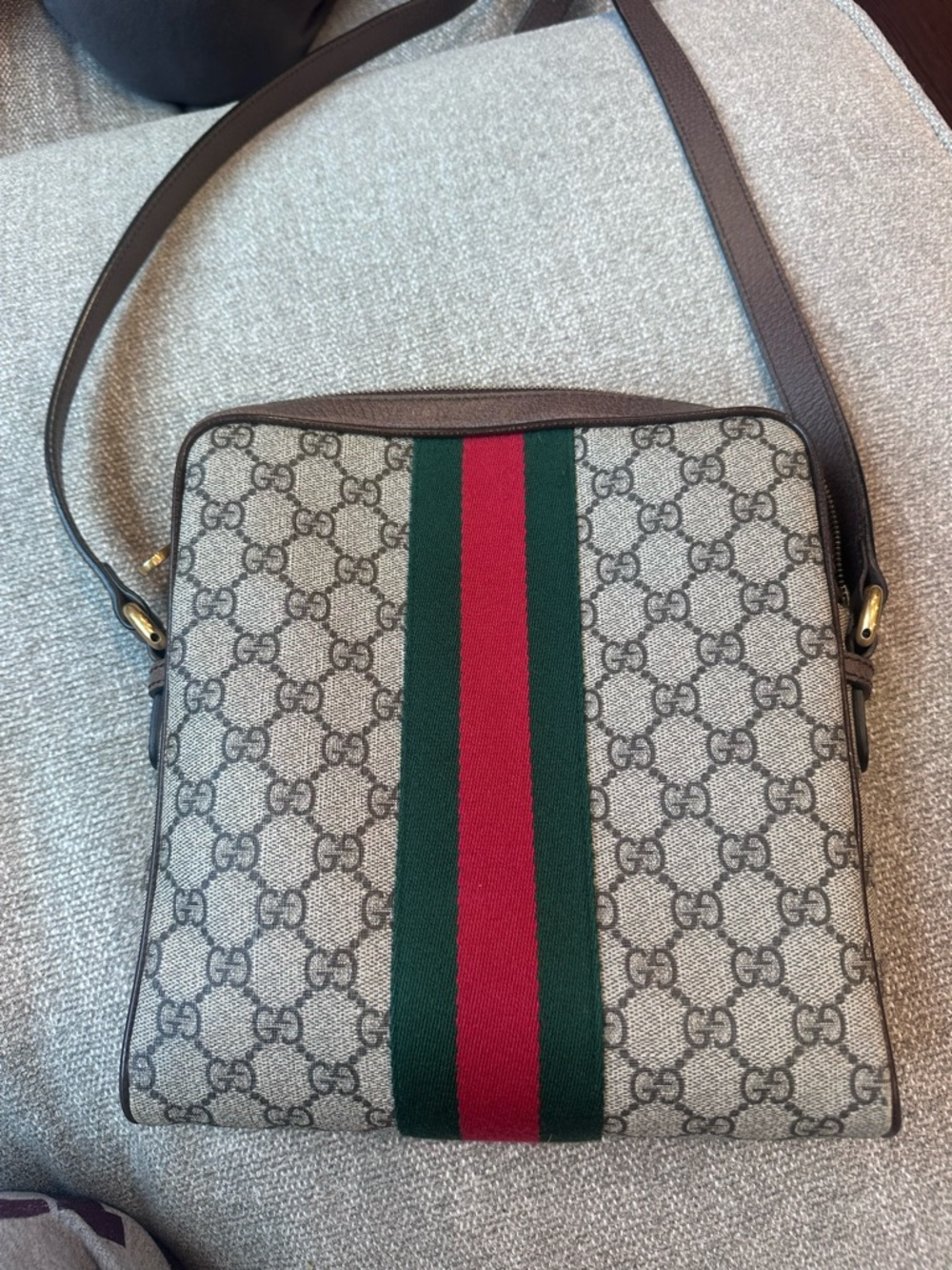 Gucci GG Supreme Ophidia Crossbody Bag with Web Stripe - Picture 2 of 4